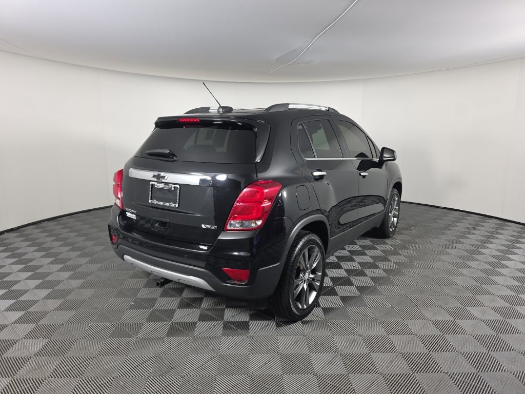 Used 2017 Chevrolet Trax Premier AWD/4WD image 5
