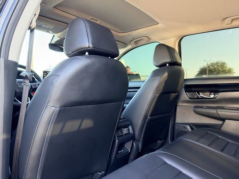 Used 2025 Honda CR-V EX-L image 16