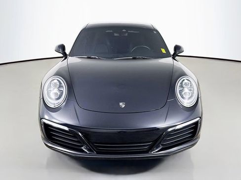 Used 2018 Porsche 911 Carrera RWD image 2