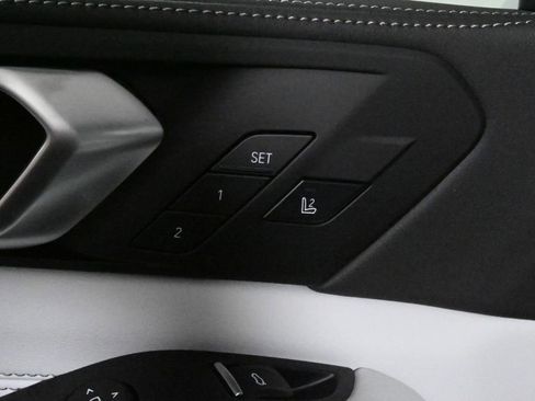 Used 2026 BMW X5 xDrive40i w/ Climate Comfort Package image 31