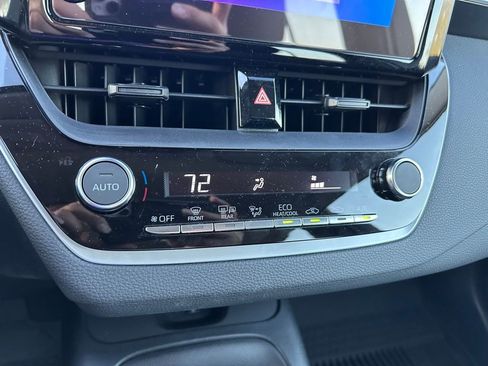 Certified 2025 Toyota Corolla LE image 24