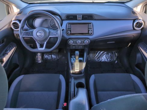 Used 2023 Nissan Versa SV image 10