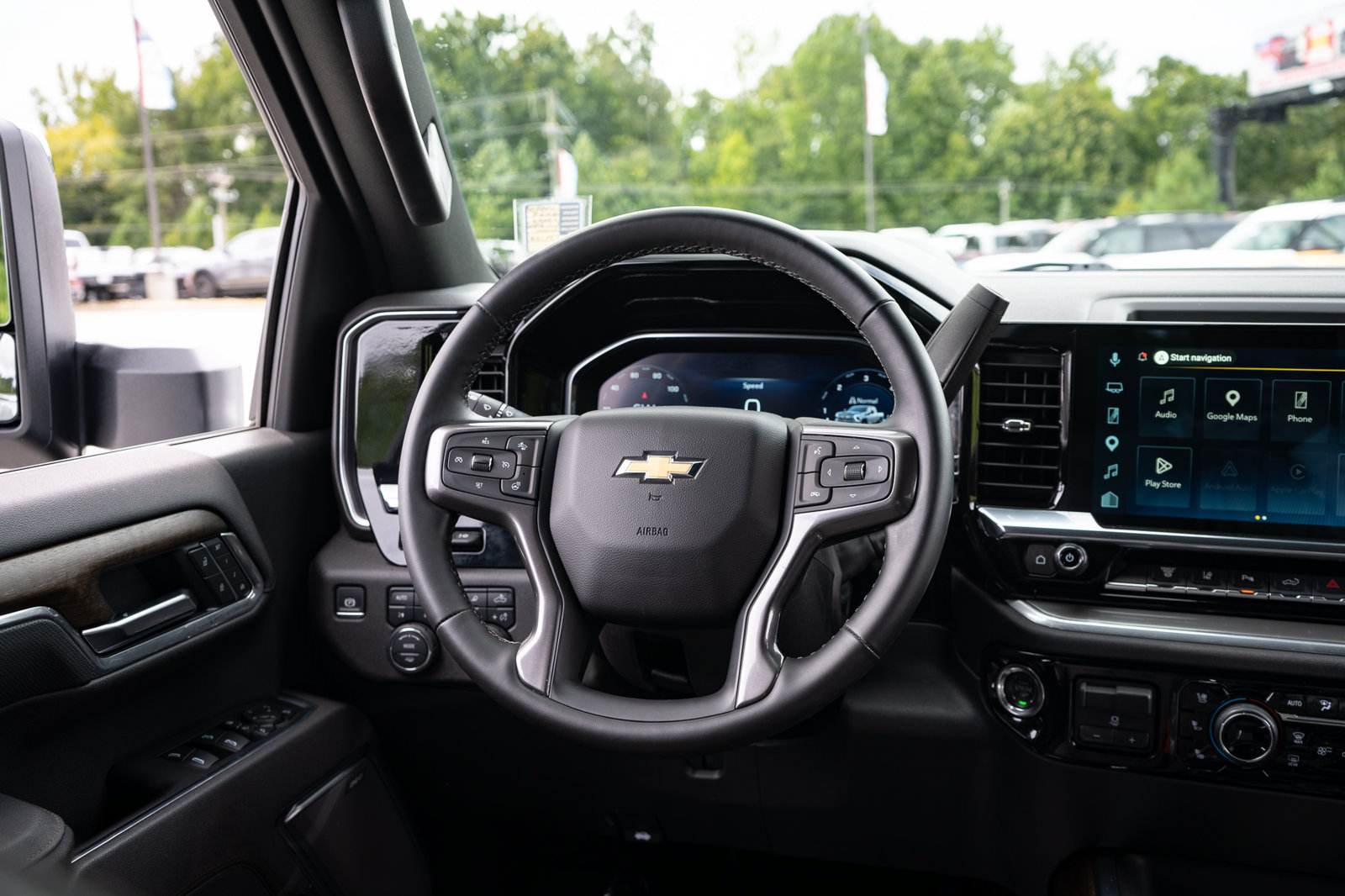 Used 2025 Chevrolet Silverado 2500 High Country w/ Technology Package AWD/4WD image 38