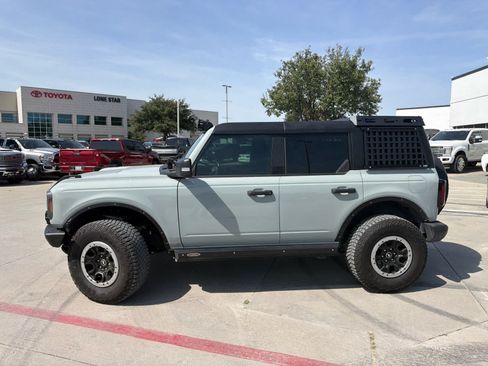 Used 2021 Ford Bronco Badlands AWD/4WD image 3