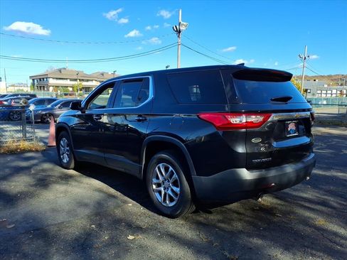 Used 2019 Chevrolet Traverse LS image 4