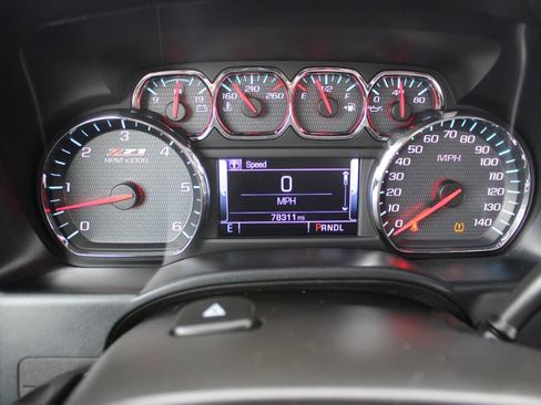 Used 2017 Chevrolet Silverado 1500 LT w/ Redline Edition image 26