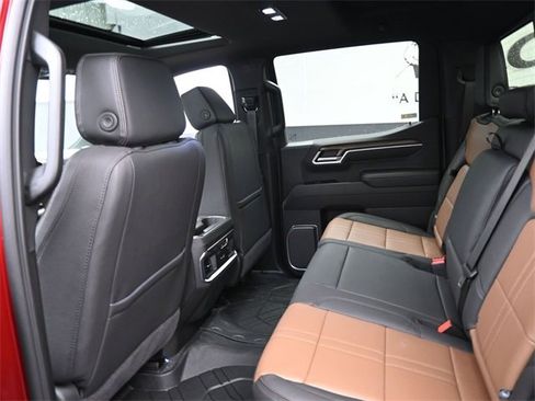 New 2026 Chevrolet Silverado 1500 High Country image 9