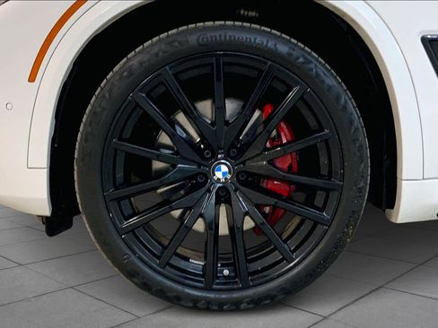 Used 2023 BMW X5 xDrive40i w/ Executive Package image 11