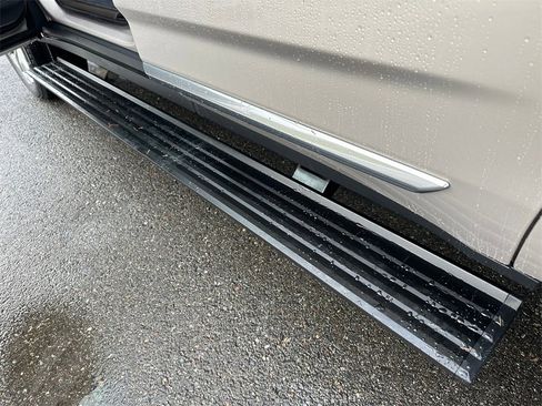 Used 2022 GMC Yukon Denali w/ Max Trailering Package image 22