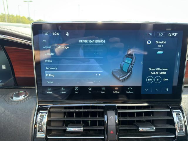 Used 2022 Lincoln Navigator Reserve AWD/4WD image 34