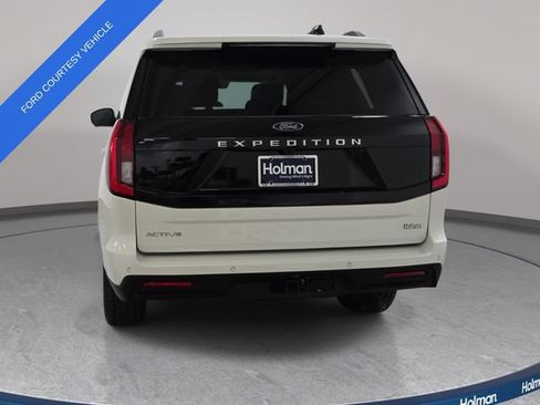 Used 2026 Ford Expedition Active AWD/4WD image 7