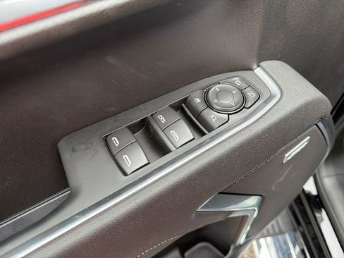 New 2026 GMC Sierra 1500 SLT AWD/4WD image 17