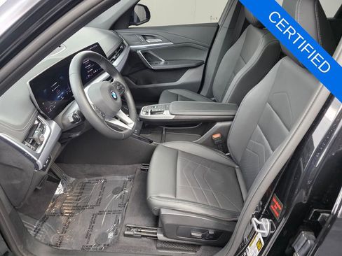 Used 2025 BMW X1 xDrive28i w/ Convenience Package AWD/4WD image 9