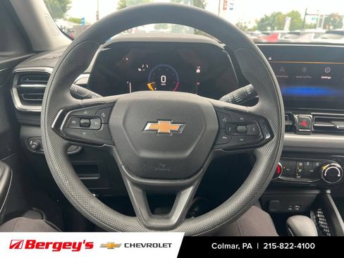 Certified 2024 Chevrolet TrailBlazer LT w/ Driver Confidence Package FWD image 12