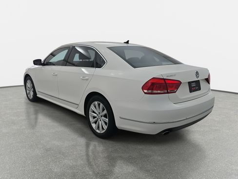 Used 2013 Volkswagen Passat 2.5 SEL Premium image 7