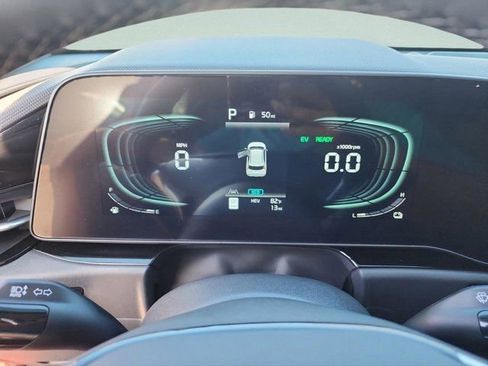 New 2025 Kia Niro EX w/ EX Cold Weather Package FWD image 19