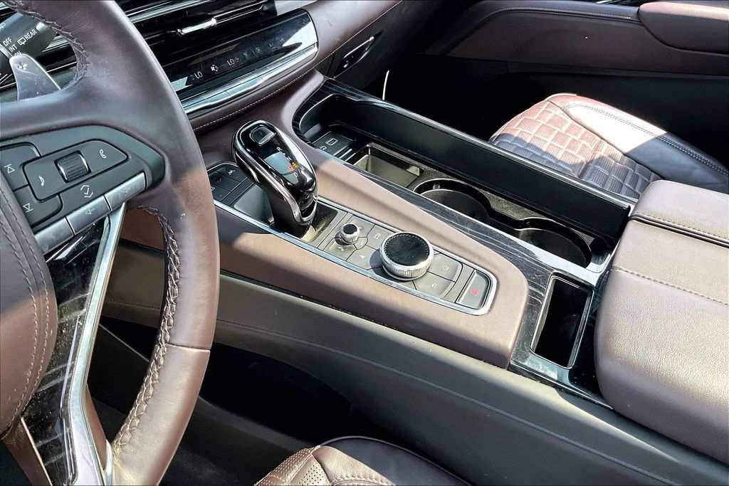 Certified 2024 Cadillac Escalade V AWD/4WD image 14