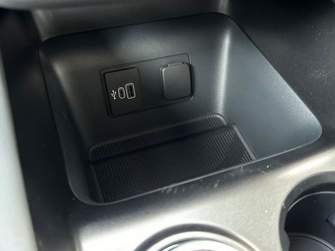 New 2026 Ford Explorer Active w/ Active Comfort Package image 25