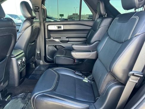 Used 2020 Ford Explorer ST w/ Premium Technology Package AWD/4WD image 17