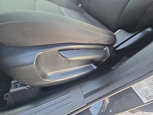 Used 2021 MAZDA CX-5 Sport FWD image 17