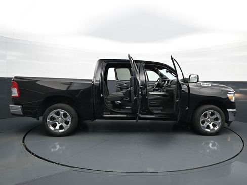 Used 2022 RAM 1500 Big Horn AWD/4WD image 32