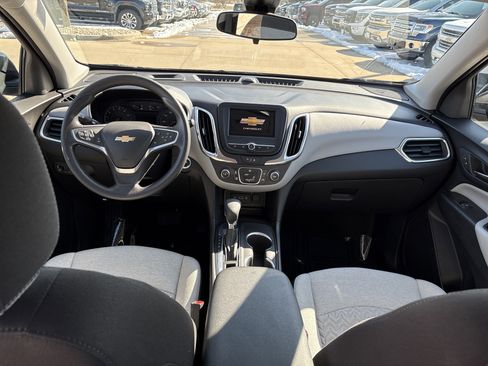 Used 2024 Chevrolet Equinox LS w/ Midnight Edition image 15