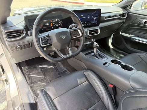 Used 2024 Ford Mustang GT Premium image 11