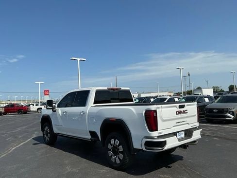 Used 2025 GMC Sierra 2500 Denali w/ Denali Reserve Package AWD/4WD image 5