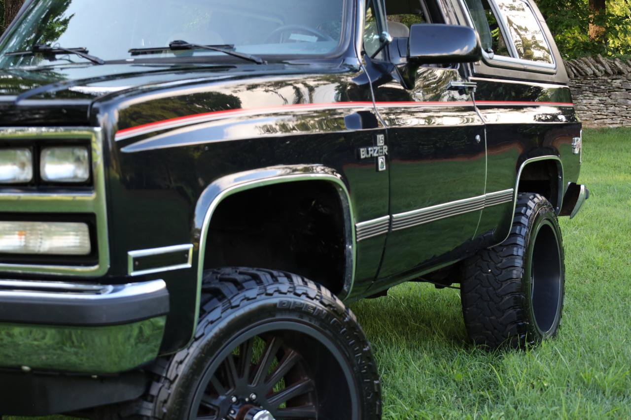 Used 1990 Chevrolet Blazer 4WD image 20