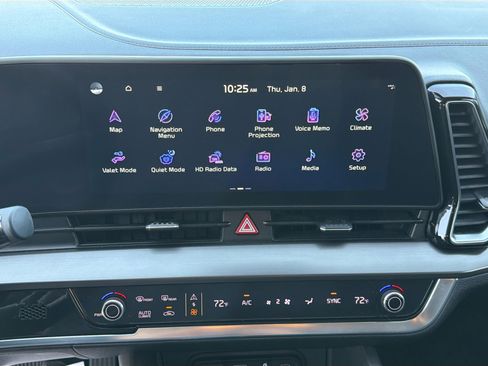 Used 2024 Kia Sportage EX image 28