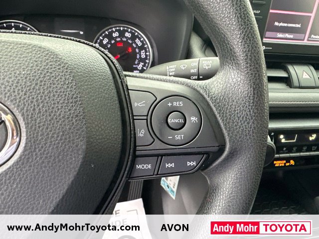 Used 2021 Toyota RAV4 LE AWD/4WD image 18