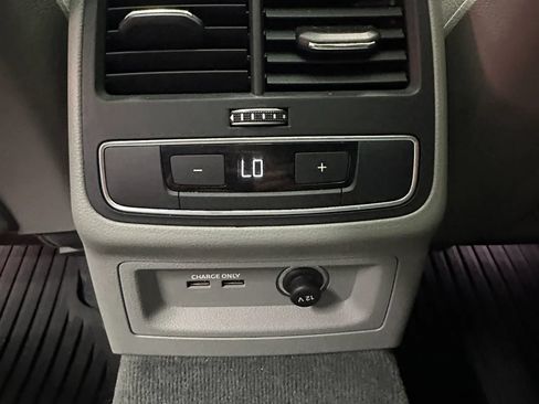 Used 2019 Audi A4 2.0T Premium Plus w/ Premium Plus Package FWD image 32