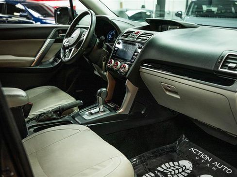 Used 2018 Subaru Forester 2.5i Limited image 14
