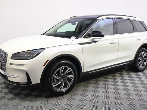 New 2026 Lincoln Corsair Premiere image 2