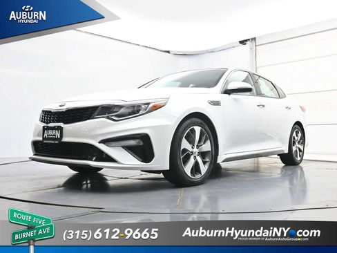 Used 2020 Kia Optima S w/ S Panoramic Sunroof Package FWD image 24