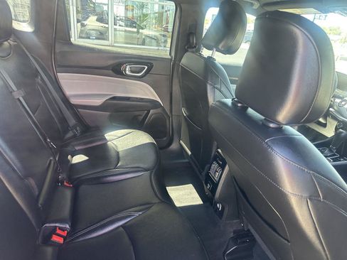 Used 2025 Jeep Compass Limited AWD/4WD image 26