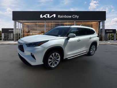 Used 2022 Toyota Highlander Limited