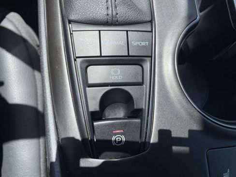 Used 2024 Toyota Camry XSE FWD image 17