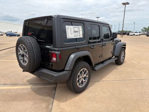 New 2026 Jeep Wrangler Unlimited Sport AWD/4WD image 18