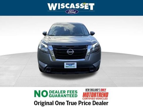 Used 2024 Nissan Pathfinder SV image 9