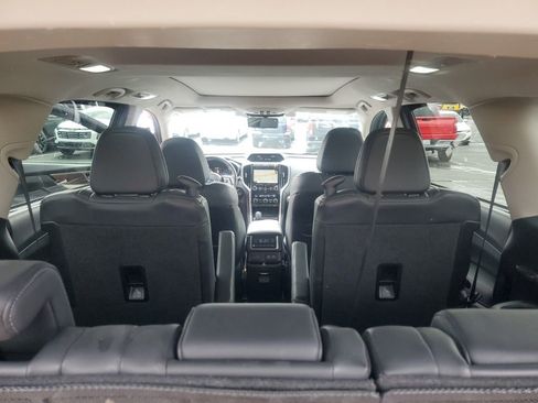 Used 2021 Subaru Ascent Touring image 19