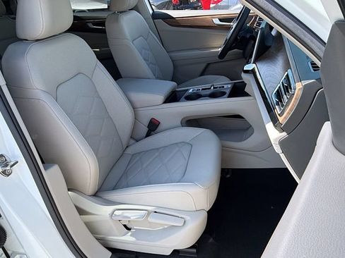 New 2026 Volkswagen Atlas SE AWD/4WD image 9
