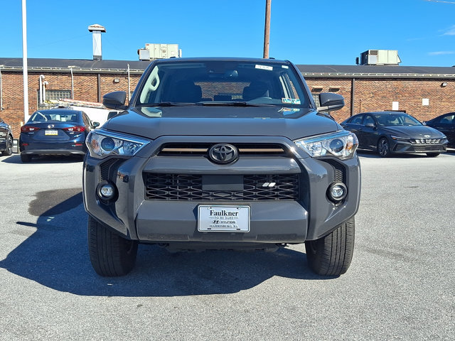 Used 2024 Toyota 4Runner SR5 AWD/4WD image 7