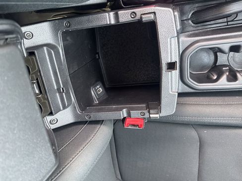 Used 2021 Jeep Wrangler Unlimited Sport image 39