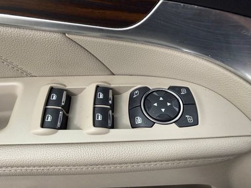 Used 2018 Ford Explorer Limited w/ Equipment Group 301A AWD/4WD image 13