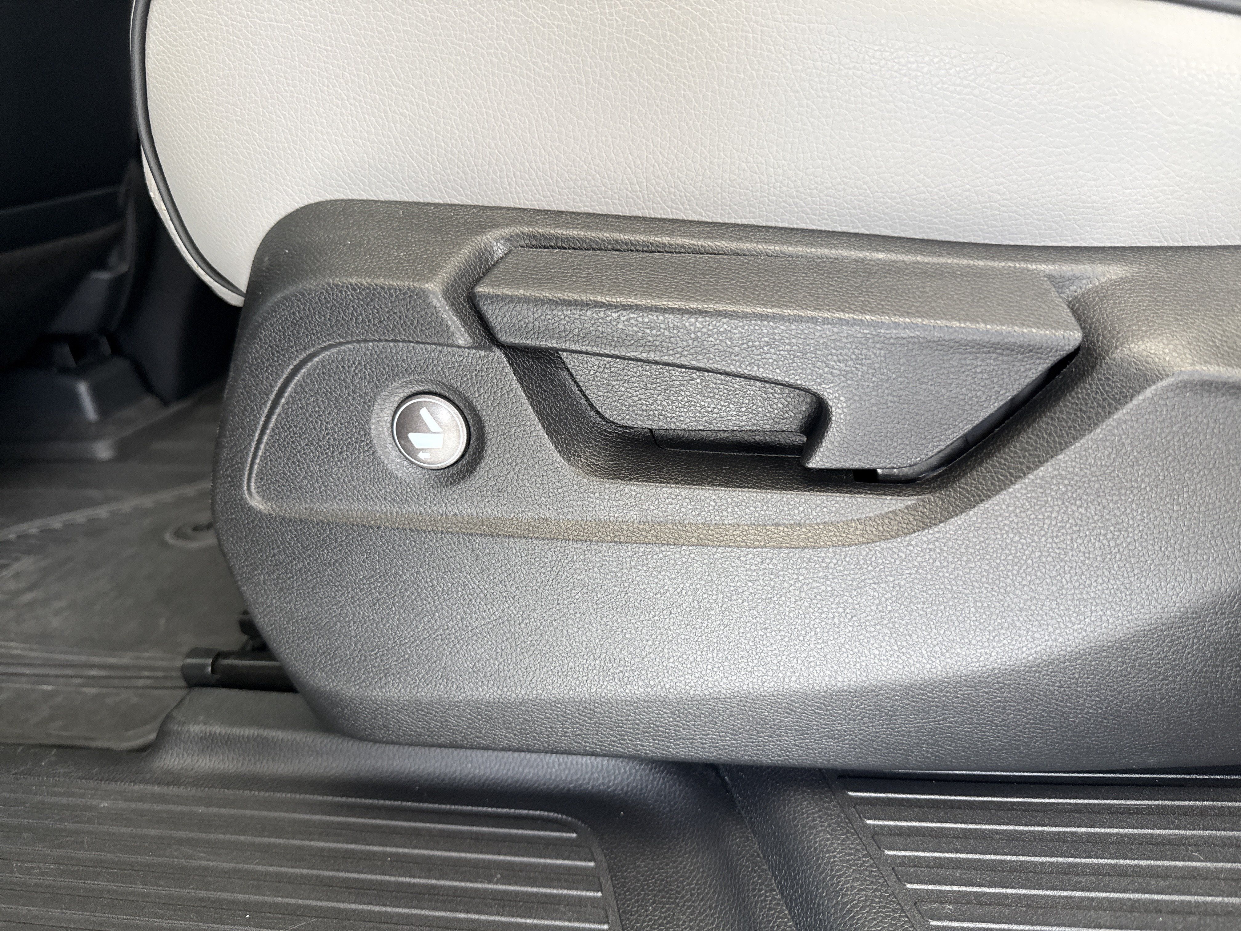 Used 2023 Honda Pilot Elite image 31