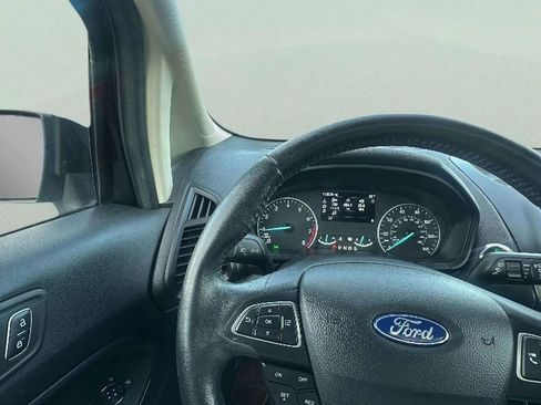 Used 2019 Ford EcoSport SE image 16