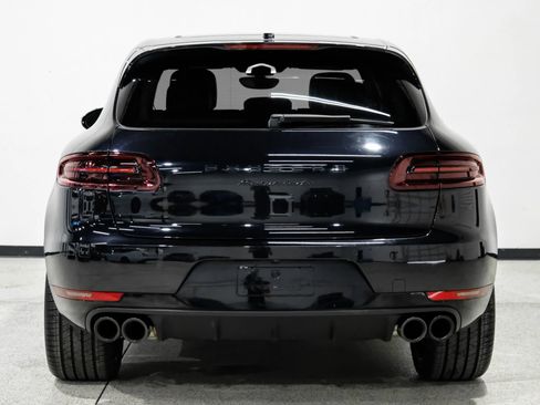 Used 2018 Porsche Macan Turbo w/ Premium Package Plus image 7