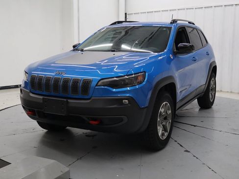 Used 2022 Jeep Cherokee Trailhawk AWD/4WD image 7