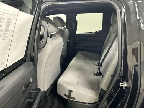 Used 2024 Toyota Tacoma SR5 AWD/4WD image 20